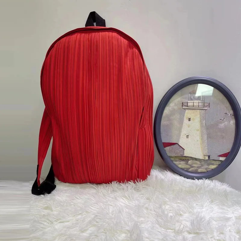 GVUW Versatile Pleated Backpacks For Women Casual Adjustable Solid Color Outdoors Casual Vacation Bags Fashion 2025 New 32C1132 2