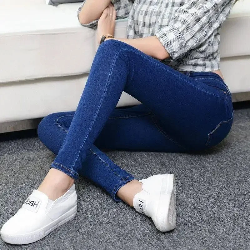 Deep navy cropped