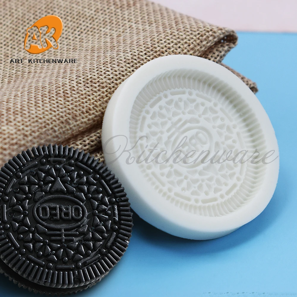 https://ae01.alicdn.com/kf/Sca2cd6f7d51246379e1bb8883a85397e1/3D-OREO-Cookies-Design-Silicone-Mold-DIY-Fondant-Chocolate-Mould-Handmade-Clay-Model-Cake-Decorating-Tools.jpg