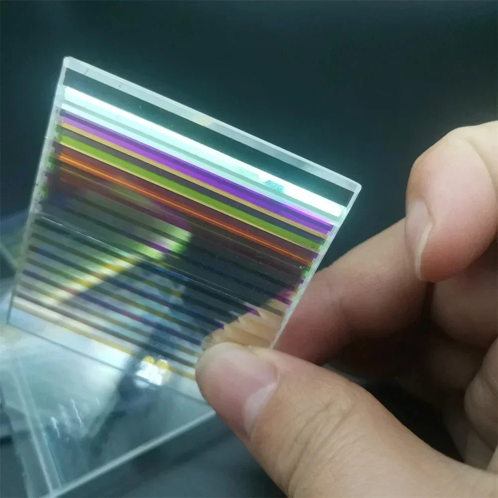 10pcs 34X29/33x31mm 결함 프로젝터 LCD 격자 프리즘 직사각형 이색 프리즘 광학 유리 장식 미술 DIY 디자인