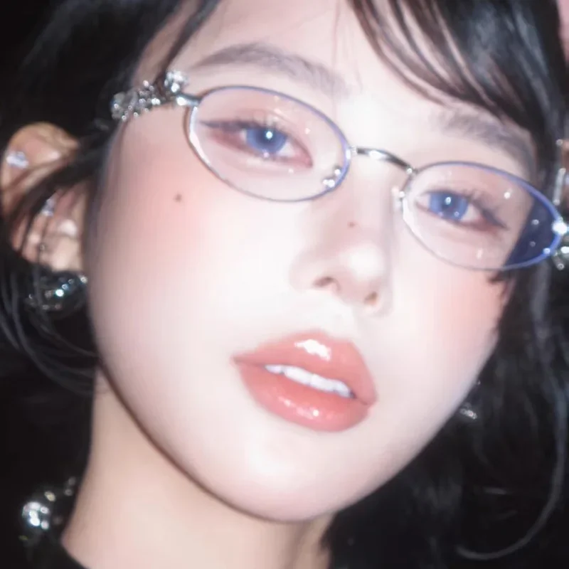 Rhinestone Diamonds Eyeglasses Bling Clear Shades Unisex New Fashion Glasses Small Metal Oval Women Men Fashion Eyewear Frames