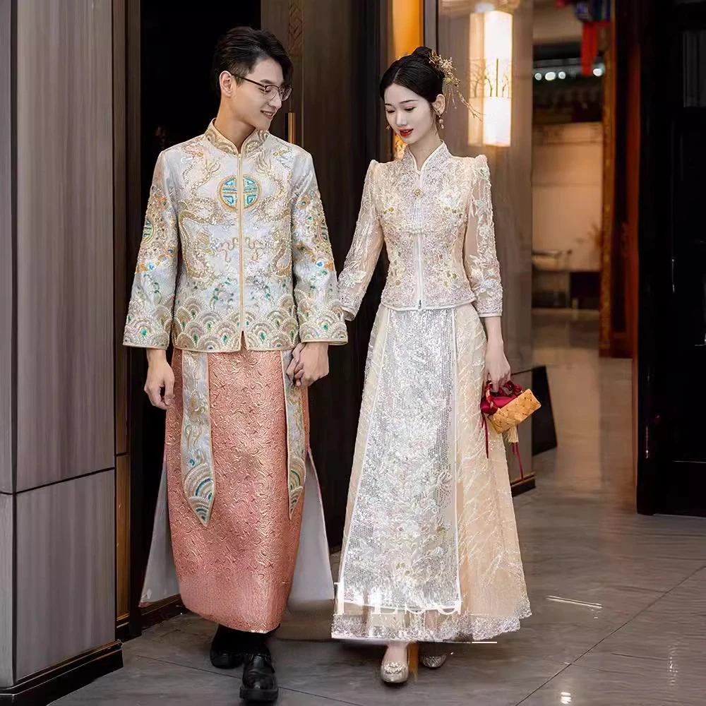 

Exquisite Rhinestone Embroidery Satin Mandarin Collar Marriage Cheongsam Elegant Chinese Style Wedding Dress Couple Qipao