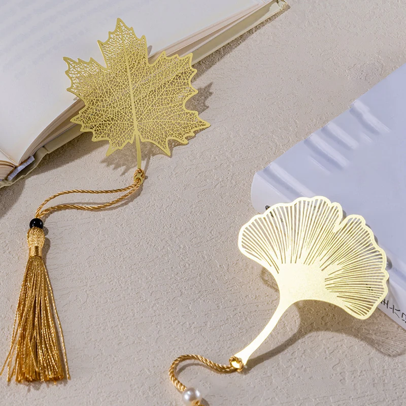 1pcs Student Chinese Style Stationery Retro Metal Bookmarks Hollow Ginkgo Biloba Maple Leaf Lotus Vein Book Marks Gifts metal bookmark
