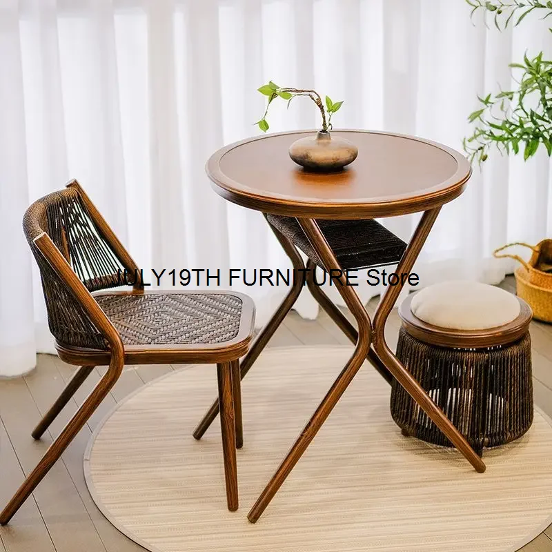 

Стол и стул из ротанга в китайском стиле