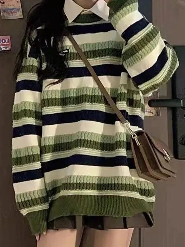 売れ筋商品|||ヴィンスカムート ニット&セーター アウター レディース Women's Striped-Edge Short-Sleeve Sweater Eucalyptus Snowflake Pullover Sweater - Green | Levi's® US