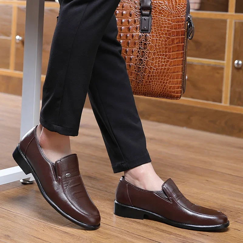 Men Designer Loafers Oxford Shoes for Formal Fashion Round Toe Business Wedding Dress