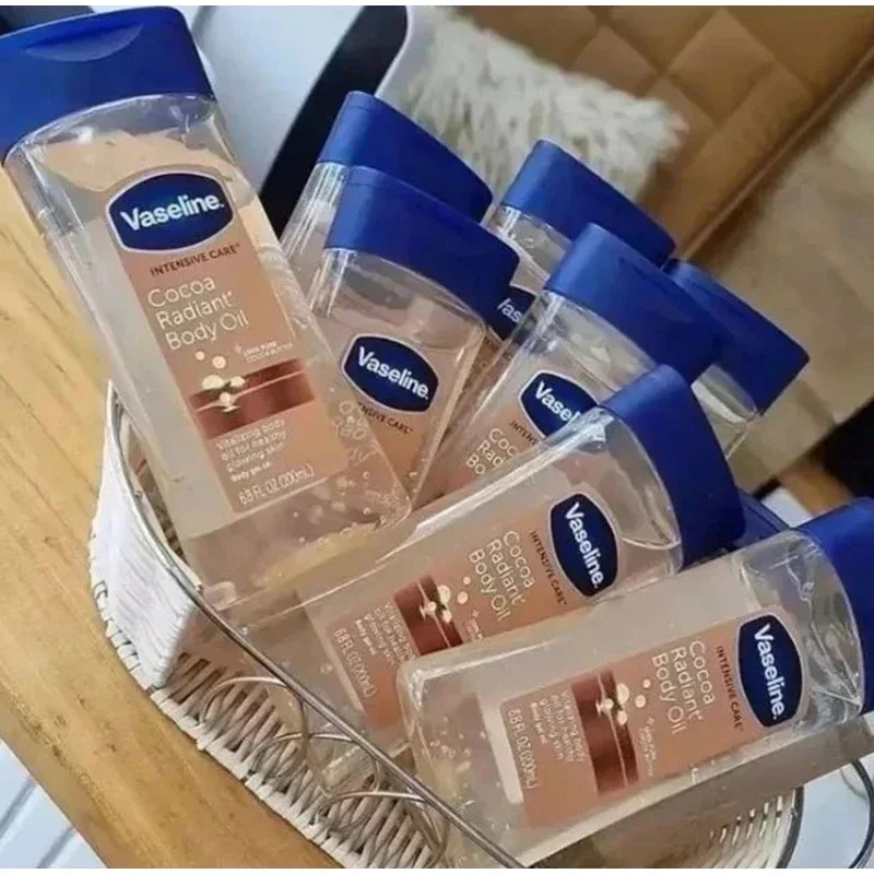 Body oil texture