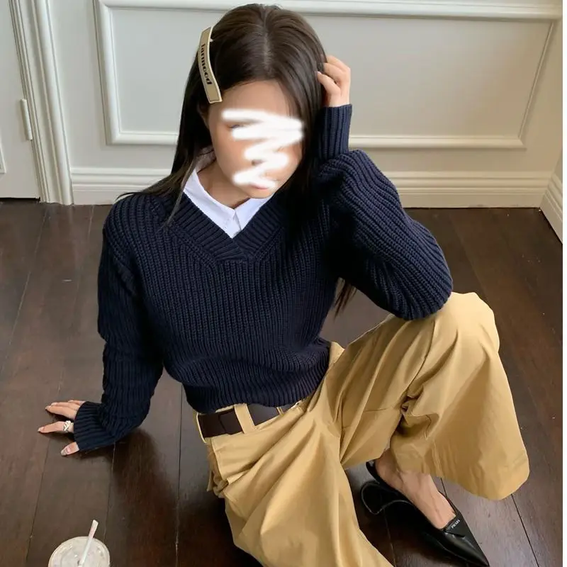 

Deeptown Y2k Vintage Cropped Sweater Women Korean Fashion V-neck Pullover Kpop Gyaru Knitwear Autumn Knitted Jumper Crop Top