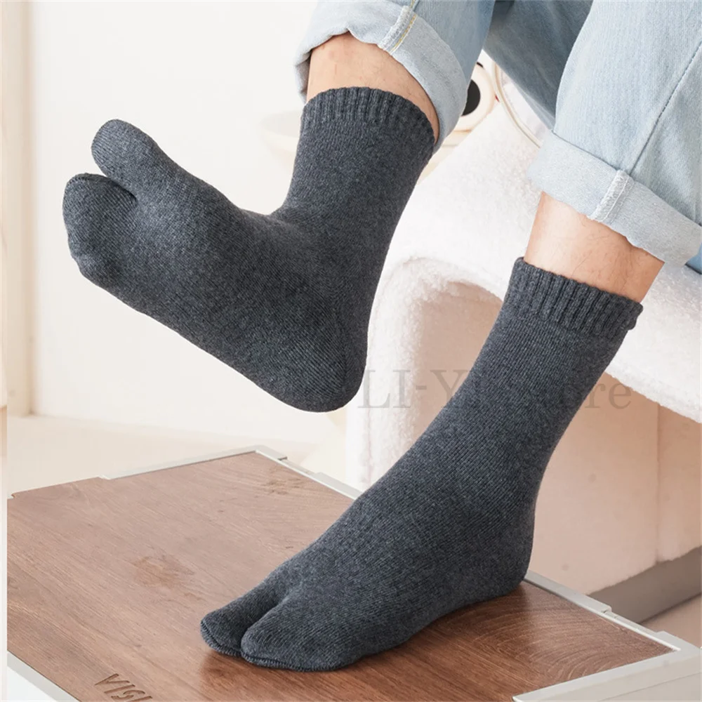 5 Pairs Men Winter Two Toed Tabi Socks Thicken Warm Solid Color Flip Flops  Sock 2 Fingers Casual Mid-tube Cotton Thermal Socks - AliExpress, image size:1000x1000