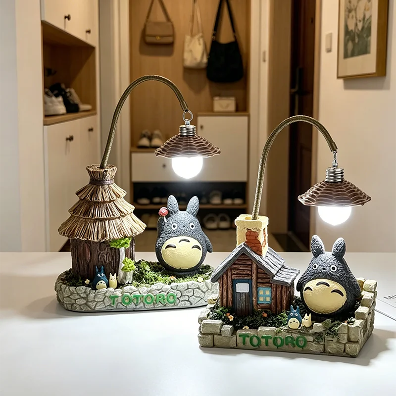 Whimsical Totoro Night Light - Creative Color-Changing Desk Lamp & Room Ornament