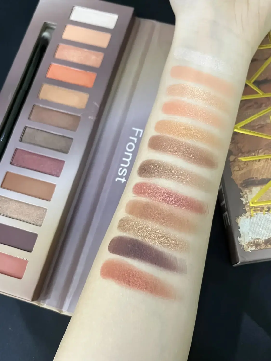 Paleta de sombras de ojos de 12 colores, embalaje de espejo, brillo nacarado, efecto de maquillaje de escenario, duradero, fácil de aplicar, resistente al agua