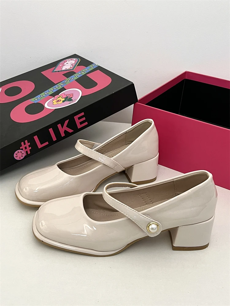 

Балетки женские из лакированной кожи, с квадратным носком, на плоской подошве