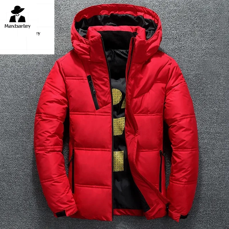 

Мужская теплая куртка-пуховик с воротником-стойкой и капюшоном