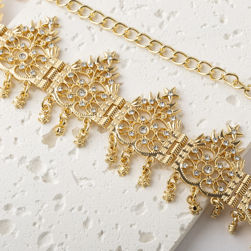 Marokkanischer Fransen-Haarschmuck in Goldfarbe, Algerische Braut-Kopfkette, Metall-Party-Geschenk, Weißer Kristall-Schmuck mit Tropfglasur – Detail 20
