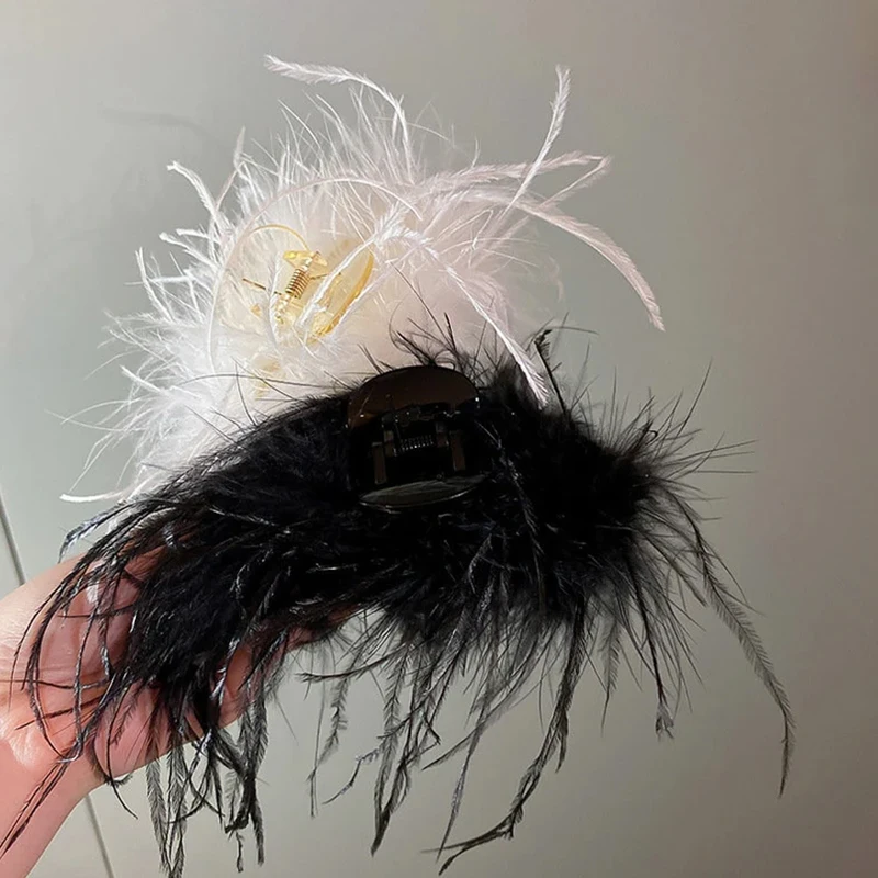 Sweet Ostrich Feather Hair Clip Female White Black Shark Hair Claw Headwear Women Hair Accessories 2023 Summer Hair clip