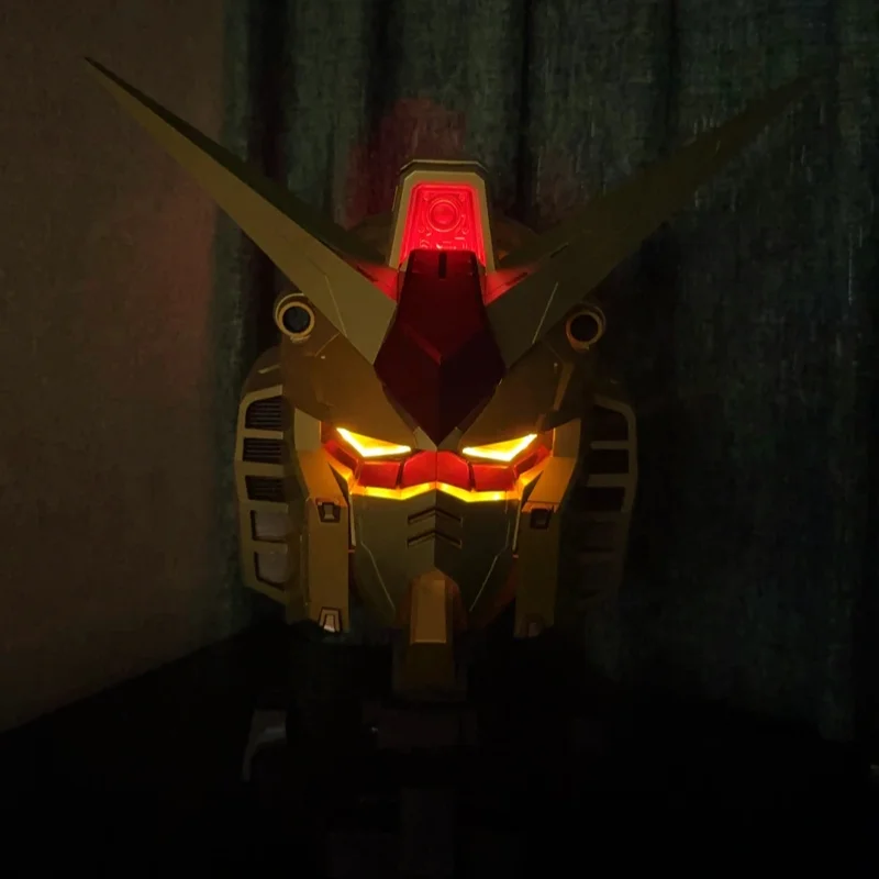 RX-78-2 ガンダム ゴールドカラー ヘルメット (ジャンク) RX-78-2 ガンダム ゴールドカラー ヘルメット (ジャンク