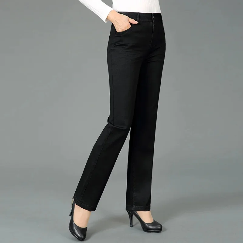 Pure black cropped single