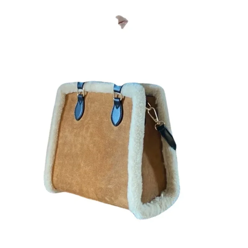 Fashion Lambswool Tote Bag Faux Fur Women Handbags Pu Leather Patchwork Shoulder Crossbody Bags Large Capacity Winter Purse 2023