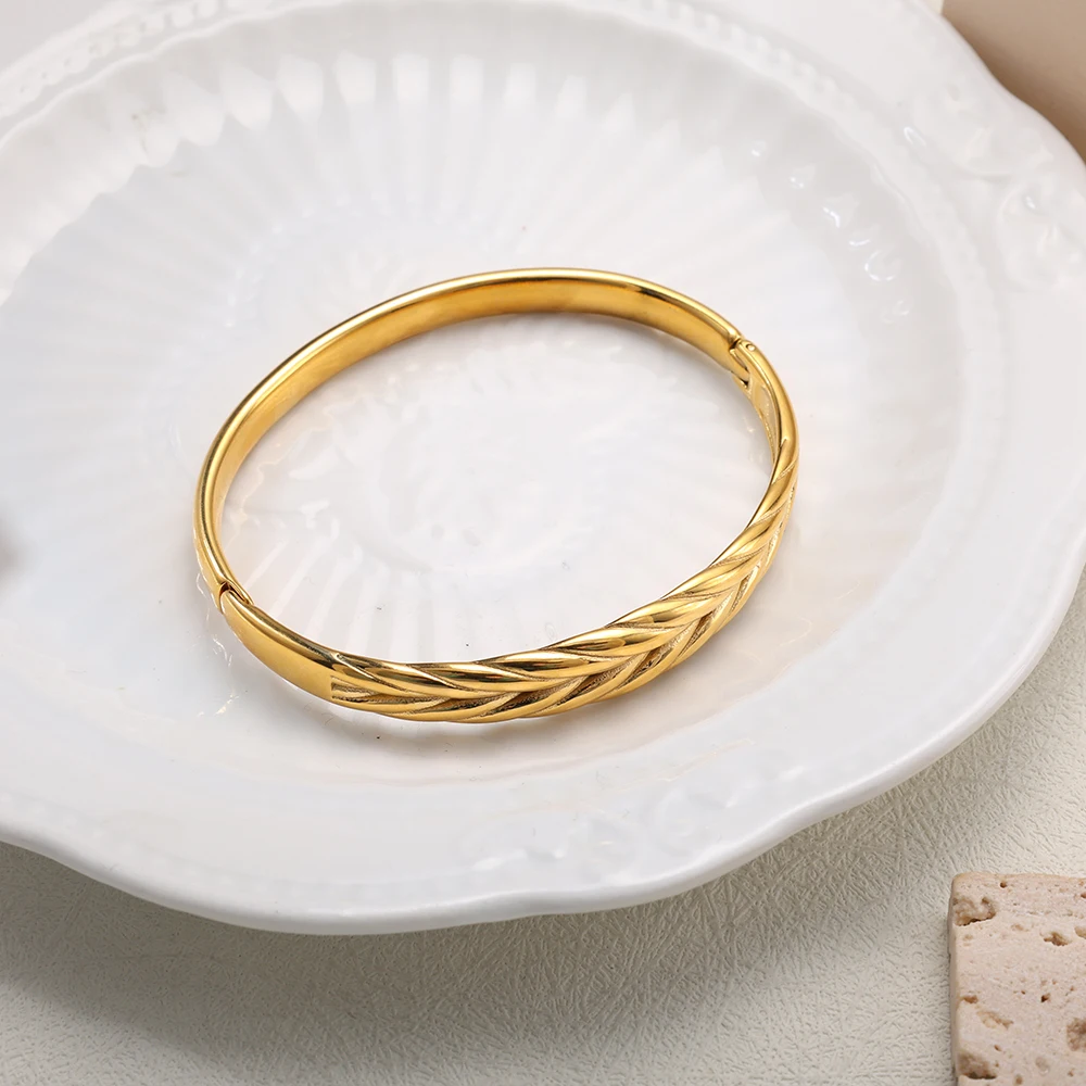 JOVO LOVE Trendy Woman's Stainless Steel Leaf Stripe Bangle Metal Texture Bracelet Allergic Proof Hand Decor Individual Jewelry 4