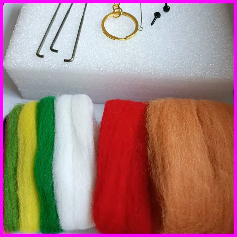 Christmas Shiba Inu needle felted wool kit,merino wool to felting,wool fiber for felting,felt for needle felting set