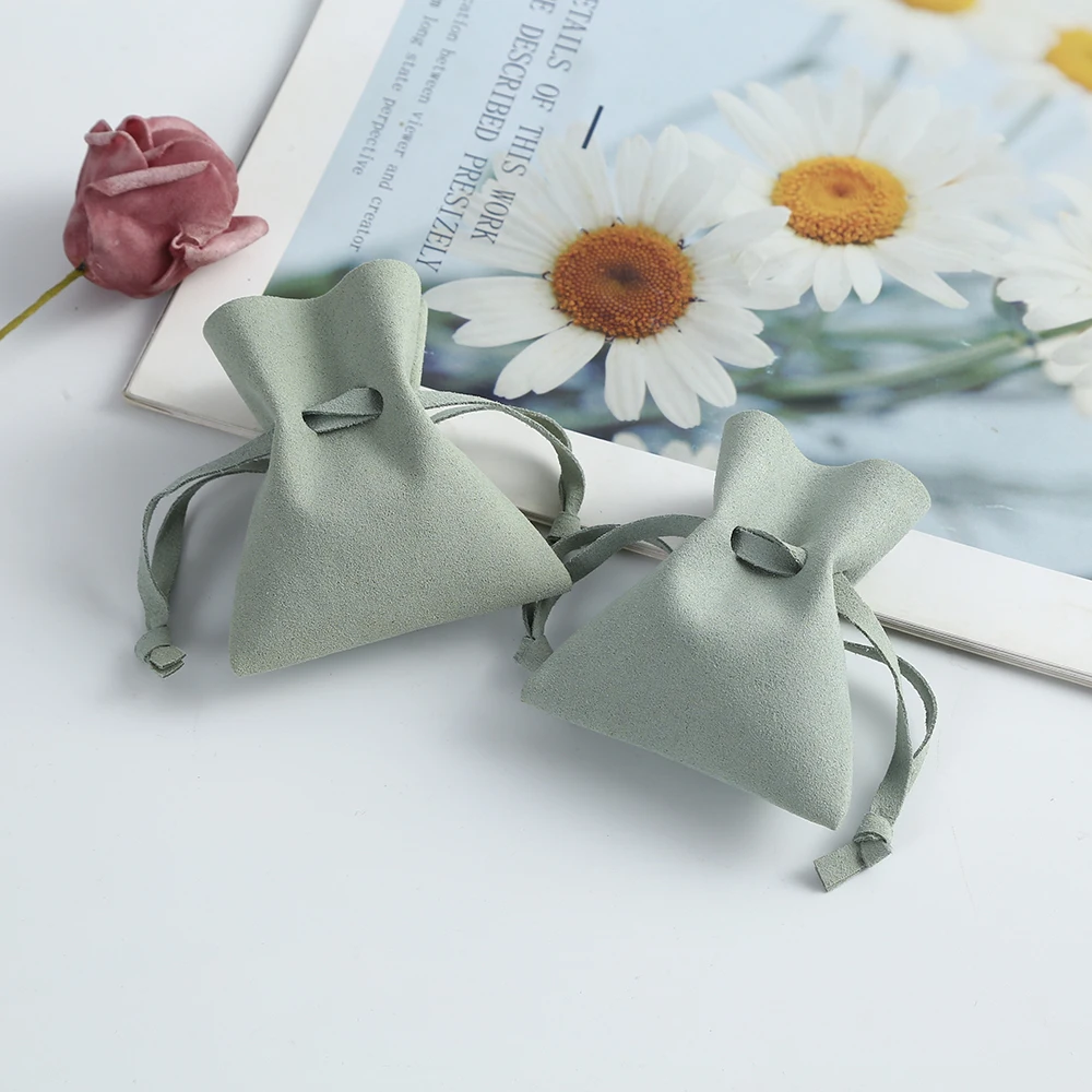 20pcs Microfiber Small Gift Bags for Christmas Party Velvet Jewelry Ring Necklace Micro Suede Jewelry Packaging Organizer Bag
