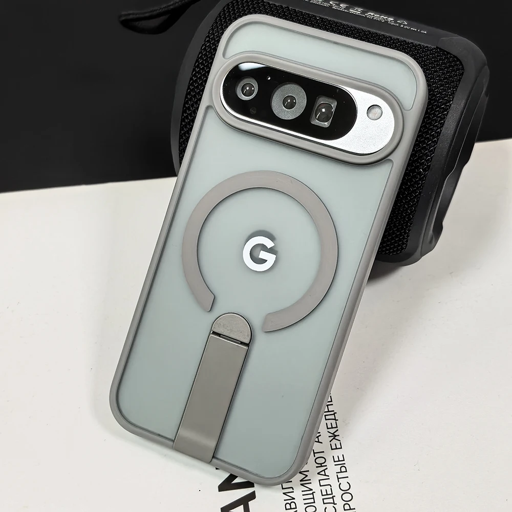 Durable Matte Metal Bracket for Magnetic Charging Stand - Shockproof Acrylic Phone Cover