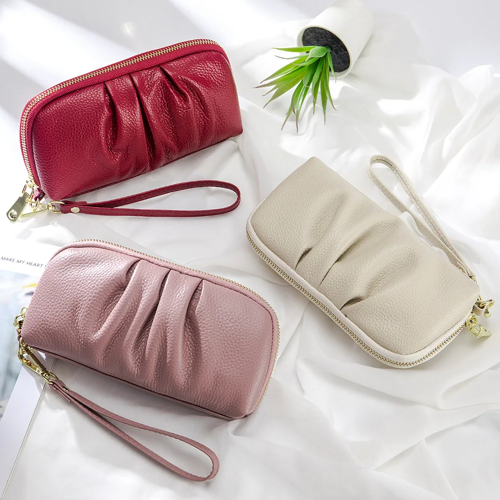 

Genuine Leather Clutch Bag for Women Simple Mobile Phone Pouch Wrist Bag Large Capacity Long Wallet Brand Clouds Design Handbag