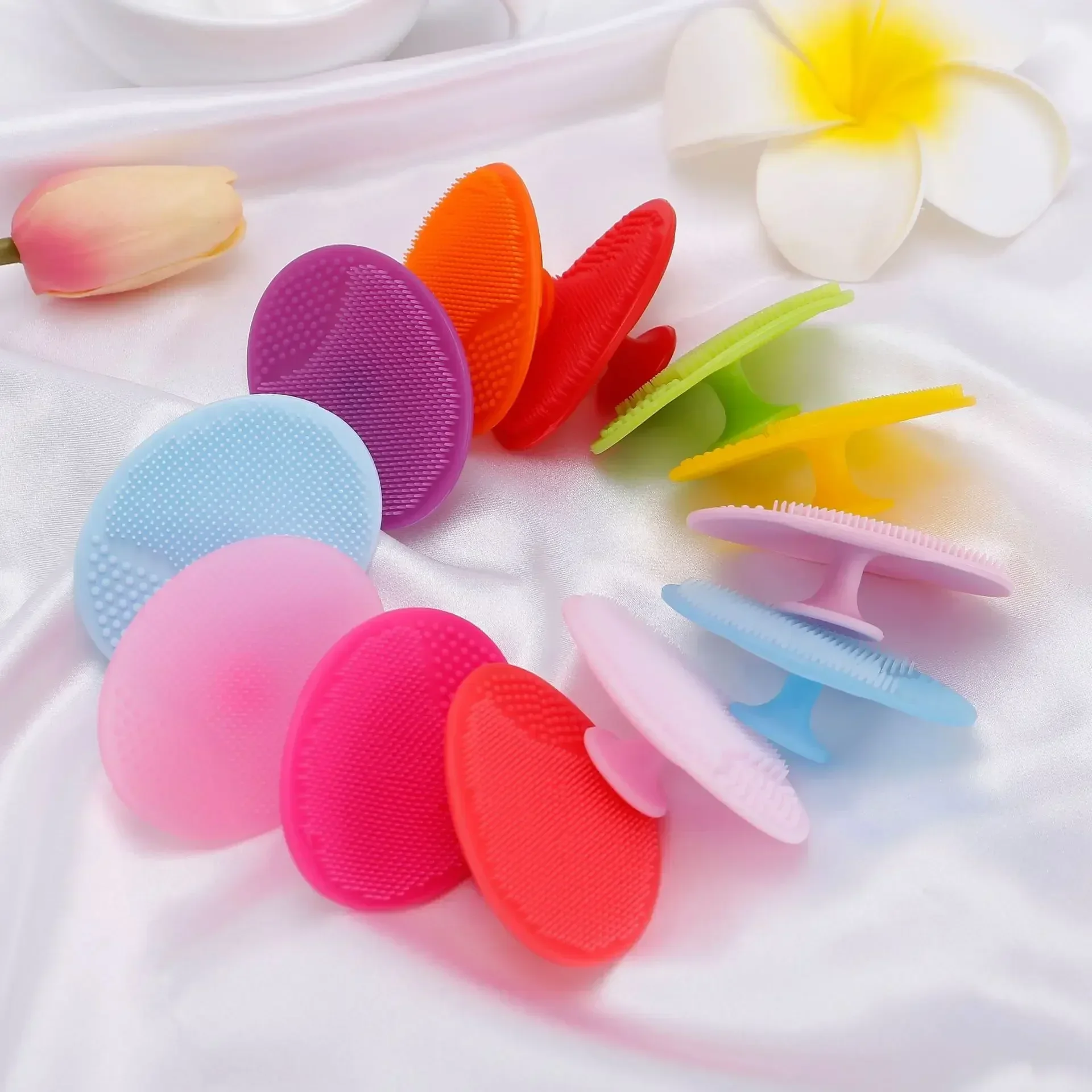Face Wash Brush Baby Hair Wash Brush Food Grade Silicone Soft Hair Round Brush Cleansing
