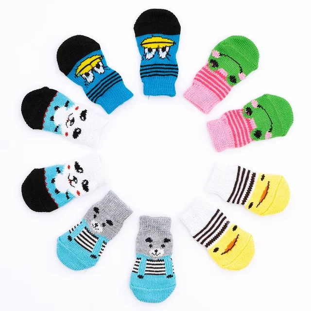 4 Pcs/set of Cute Pet Dog Socks with Printed Non-slip Cat and Puppy Shoes To Protect and Prevent Dirt Warm Pet Socks 4