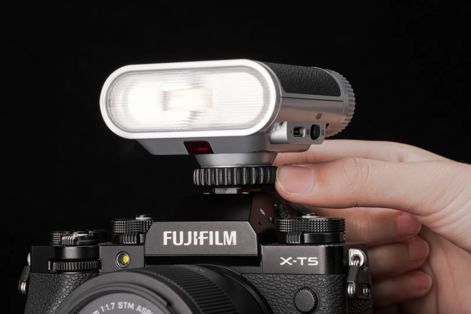 Viltrox Vintage Z1+ Retro On-Camera Flash GN12 with 7 Levels, S1/S2 Optical Cont