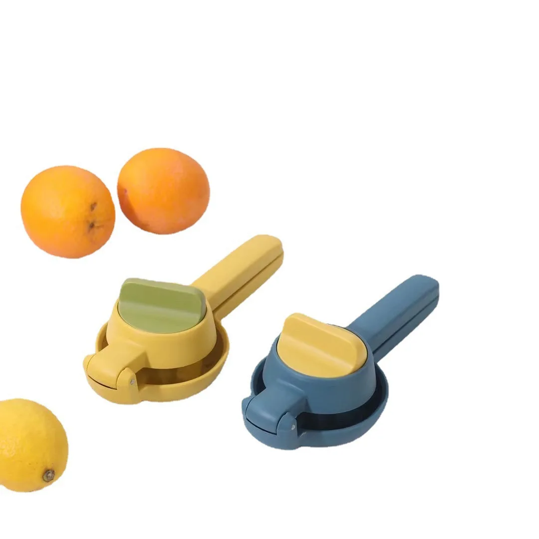 Rotational Manual Lemon Squeezer Hand Pressed Orange Fruit Juicer Portable Practical Home Kitchen Tools Mini Blender fruit juicer lemon squeezer