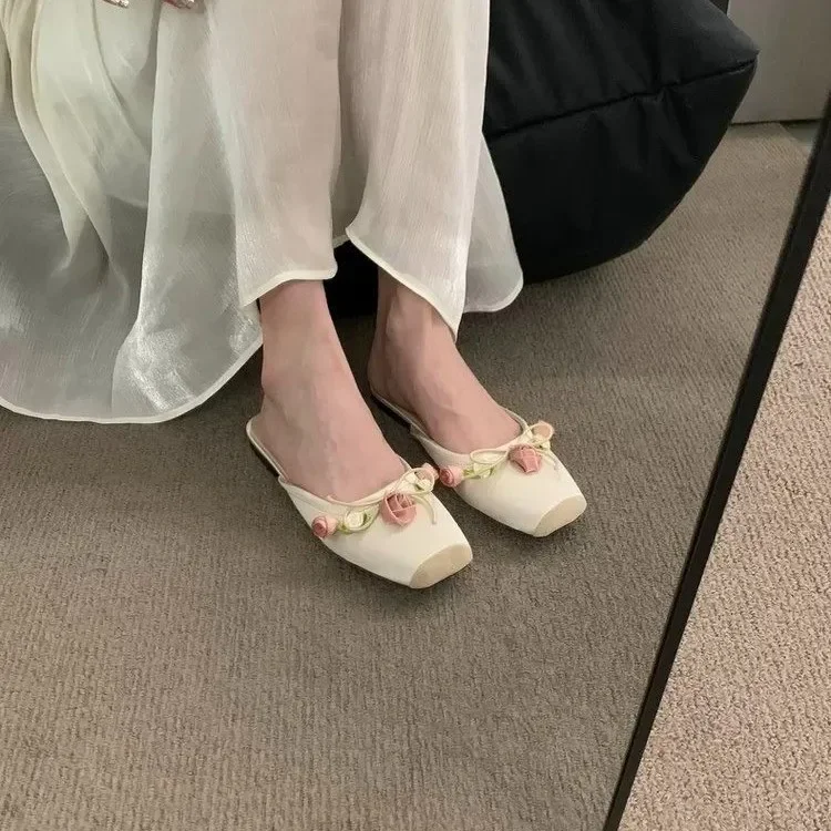Designer 2024 Summer Square Toe Women Mules Slippers Fashion Slip On Slides Shoes Ladies Elegant Outdoor Flats Sandalias Shoes 4