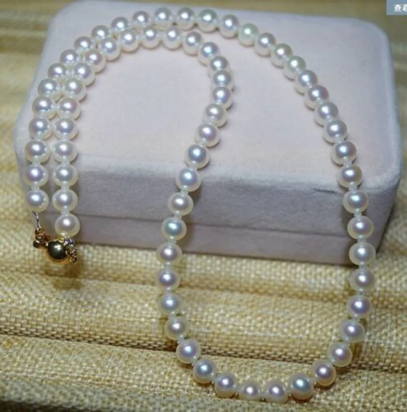 

18"8-9mm Natural South Sea White Round Pearl Necklace