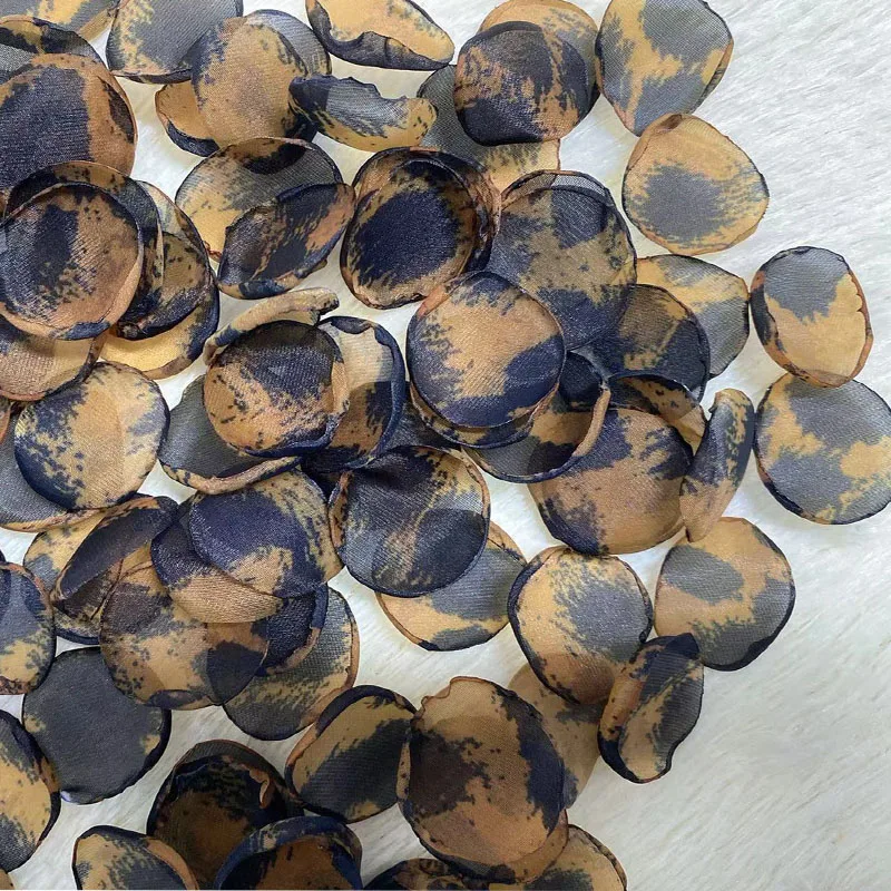 

100pcs Silk Organza Leopard Rose Petals Table Wedding Decoration Fake Flowers Accessoires De Mariage