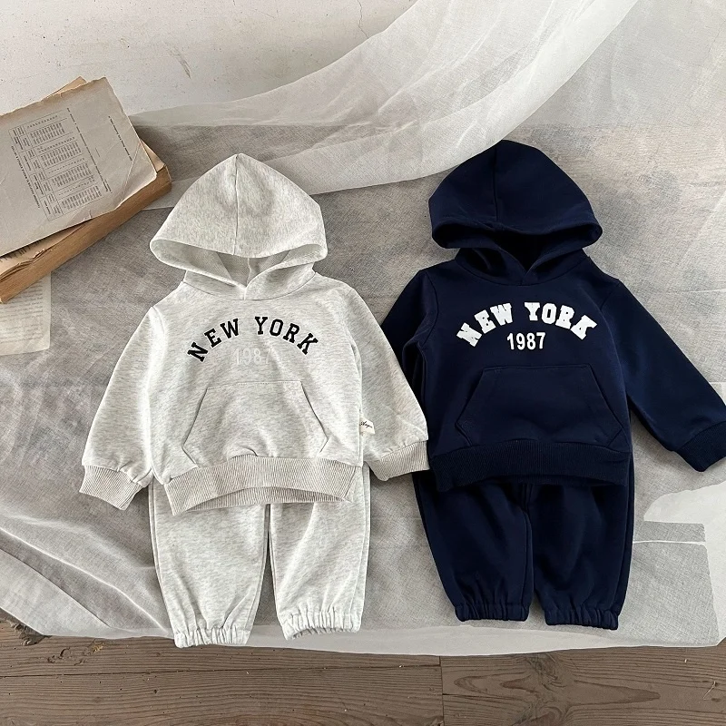 

Fashion Spring Autumn Boys Clothing Set Letter Printing Sports Set Children's Suit Hooded Sweater Pants Casual Clothing Outfit