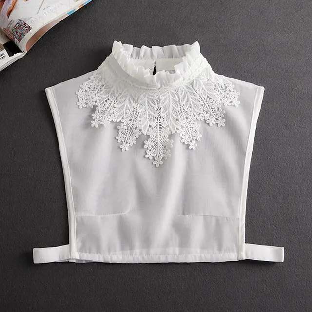 Elegant Vintage Lace White Detachable Collar