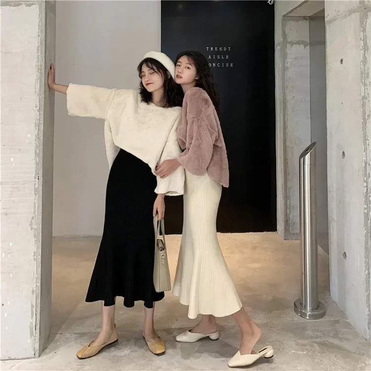 Simple Solid 4 Colors Knitted Skirts For Women Autumn Winter Elastic High Waist Bag Hip Long Skirts Elegant All-match Midi Skirt