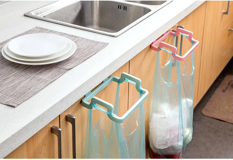 Estante colgante para bolsas de basura