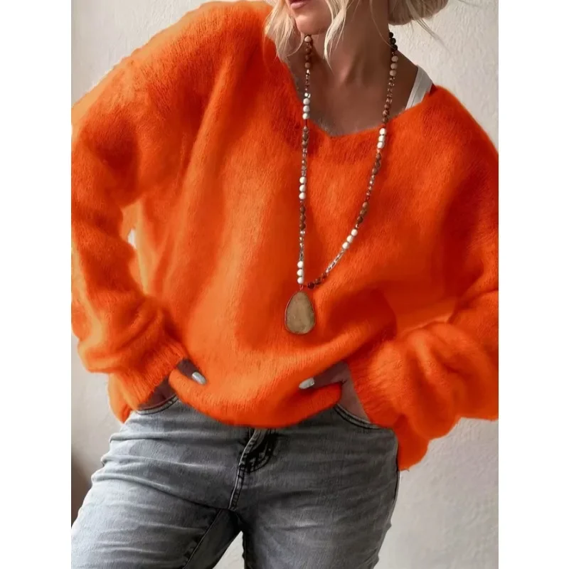 New Elegant and Fashionable 2025 Autumn and Winter Women's Long-sleeved V-neck Sweater Loose Casual Solid Color Knitted Top