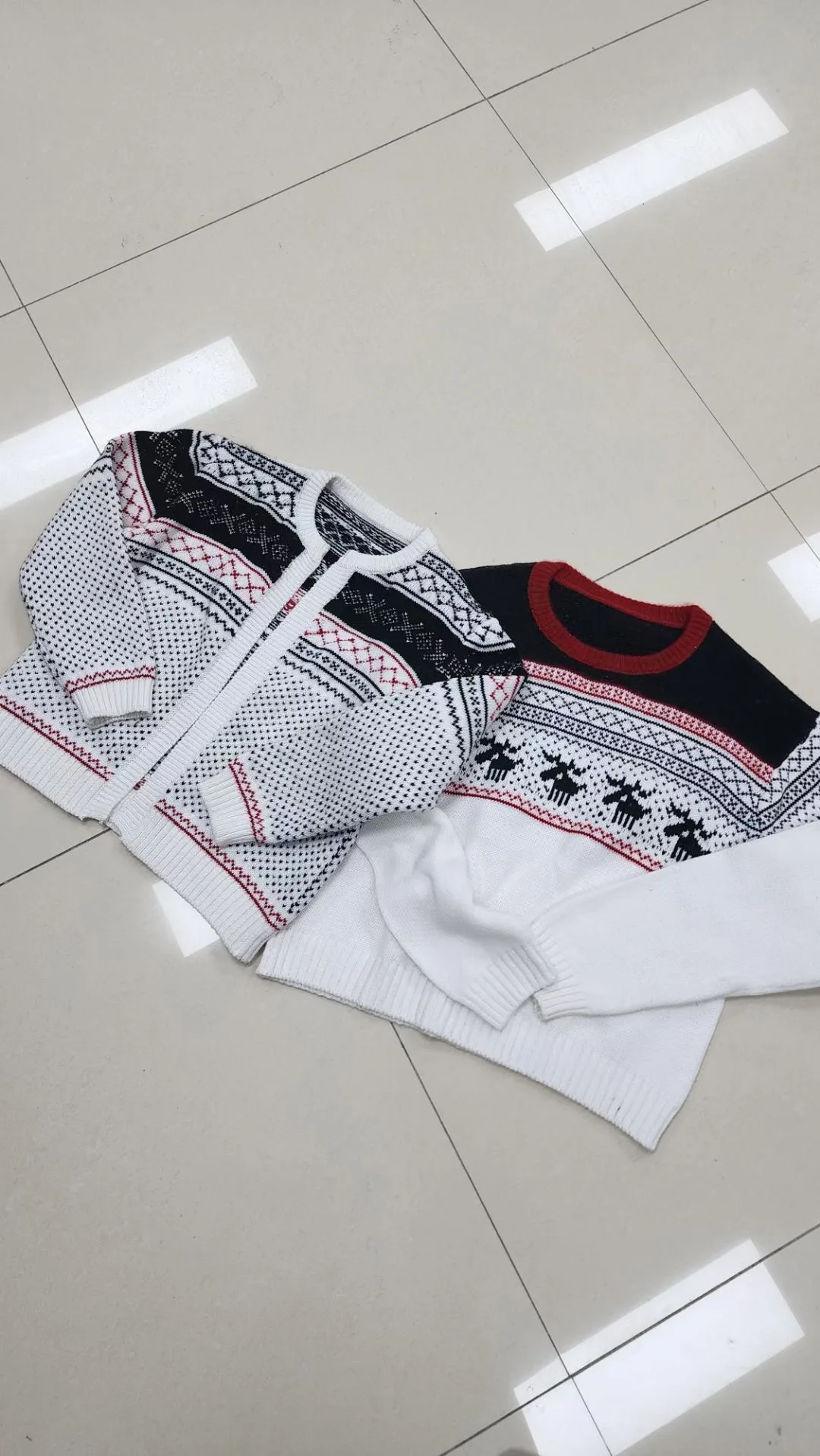 

Baby girl clothes Girls sweater Christmas style girls sweaters presale about November 12th ship