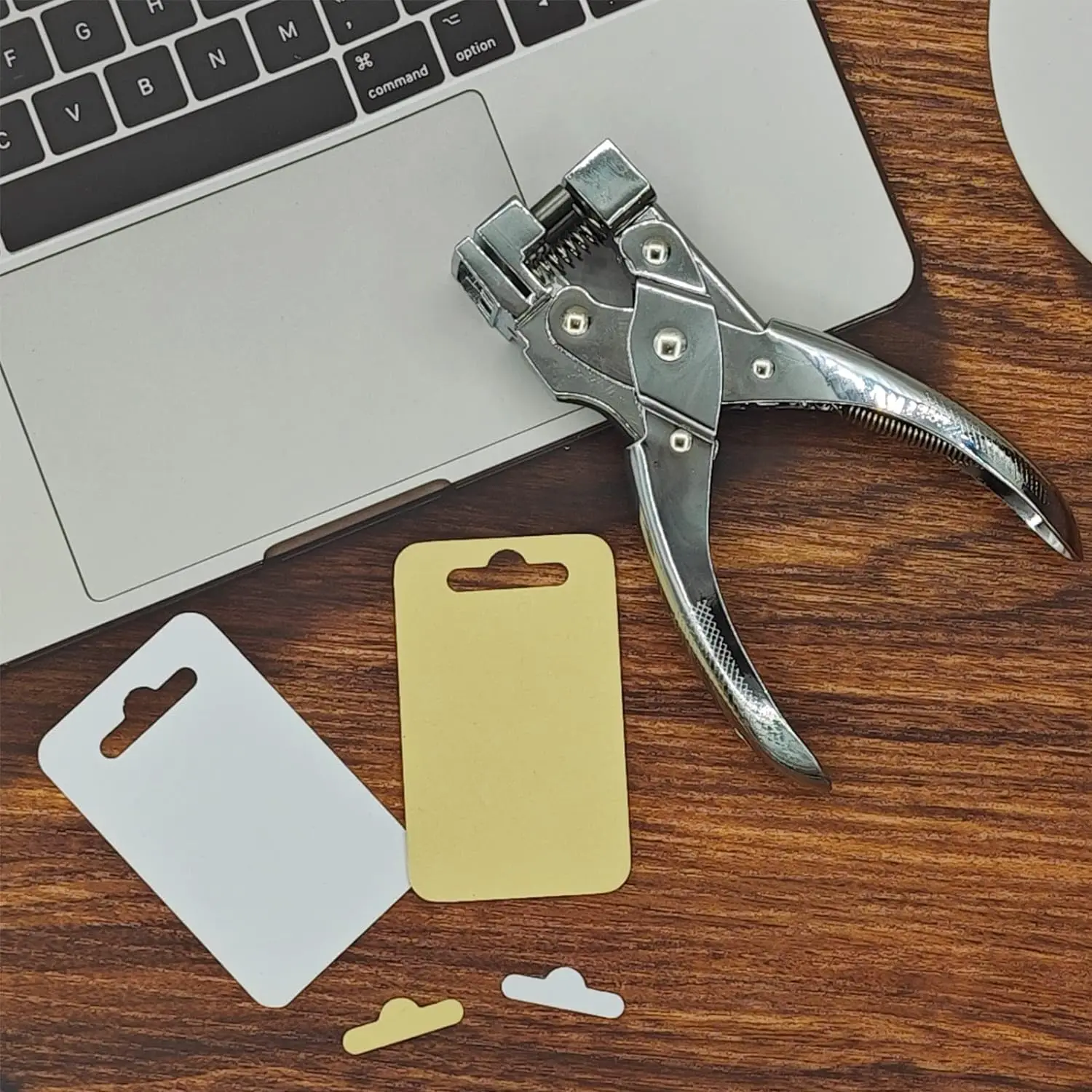 T Shape Hole Punch Butterfly Shape Hanging Holes Punches Manual PVC Card Punch and ID Card