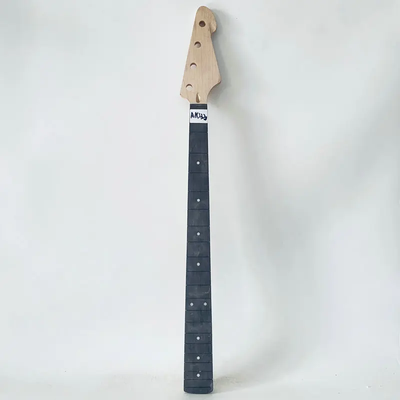 

AN333 Genuine Peavey 4 Strings Electric Bass Neck Unfinished Maple with Rosewood Right Hand No Frets No Paints for DIY