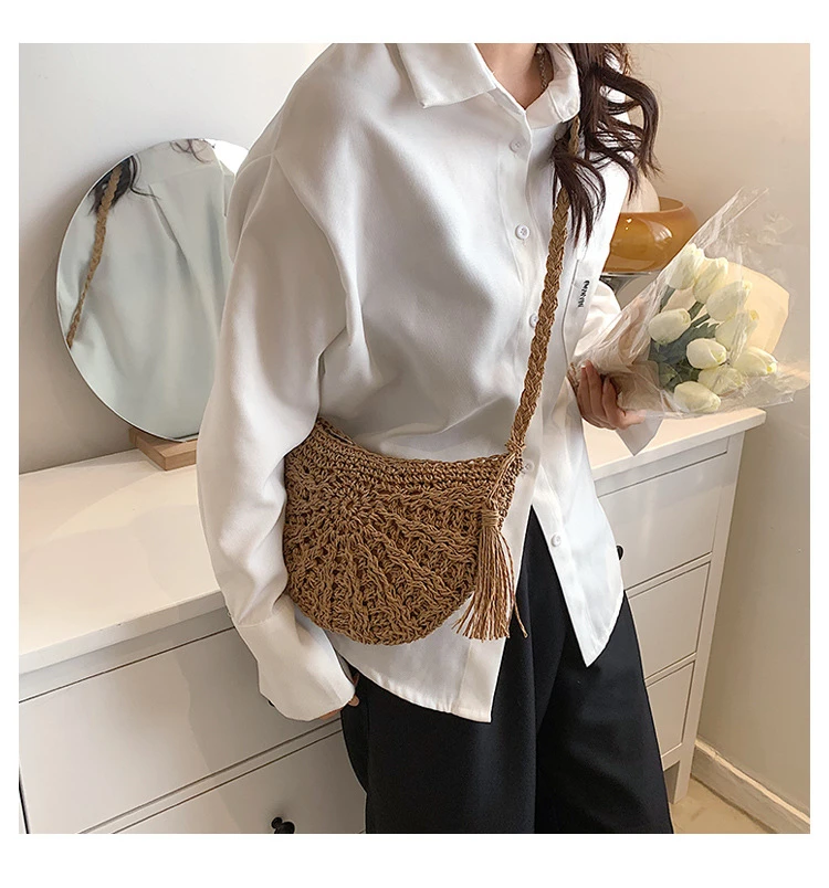 Small Straw Women's Shoulder Bag Beach Handbag Summer Capacity Woman Shoulder Bags Woven Top HandleCasual Totes Weaving Bucket