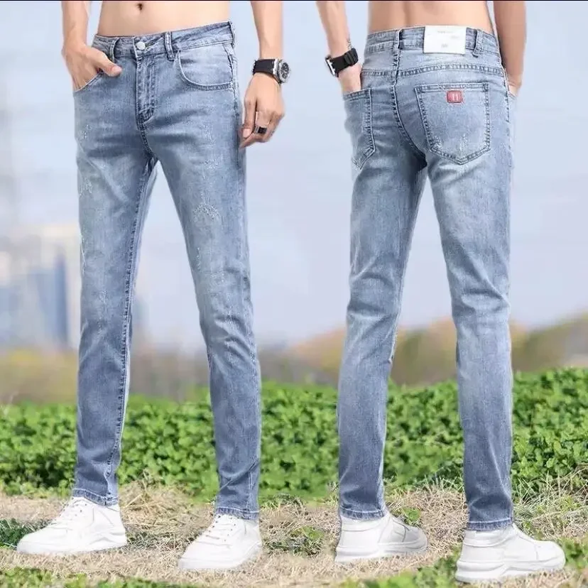 thumbnail image 1 of Pantalones vaqueros para hombre elásticos de color azul claro, pantalones vaqueros para hombre, pantalones elásticos, ajustados, ajustados, ajustados, estilo coreano, tendencia 2024, 1 of 5