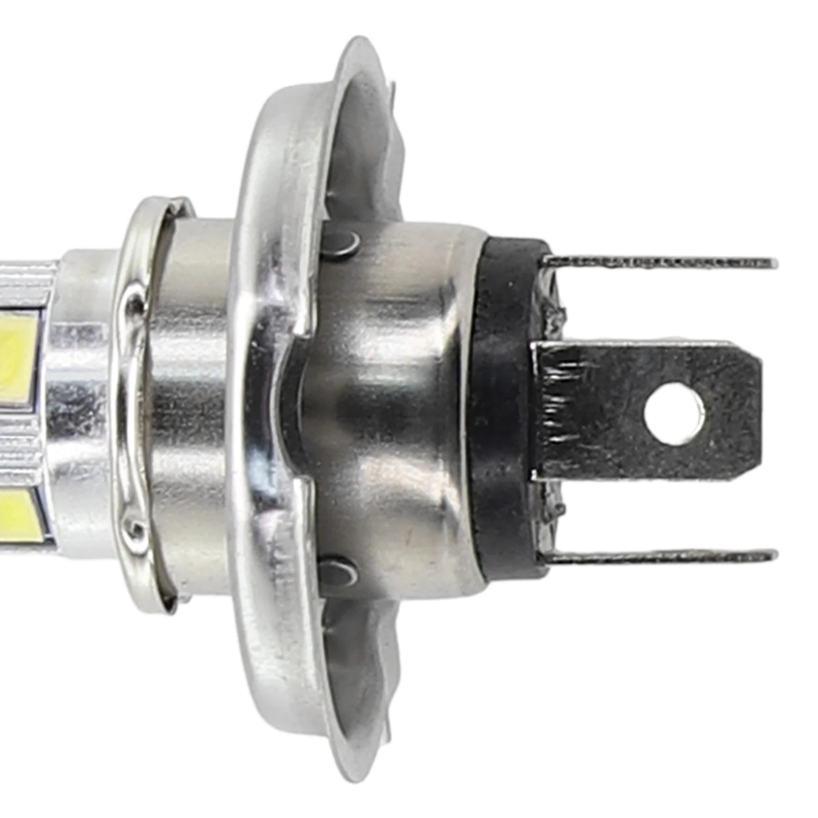 

1pcs Motorcycle LED Headlight Car LED Fog Light 33SMD H4 H7 H1 H3 Super Bright High Power Highlighted Driving Lamp Bulbs