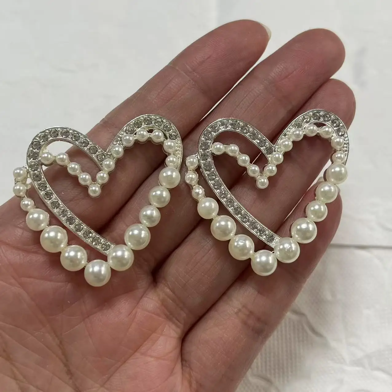 Set of 2 Glittering Gold and Silver Crown Rhinestone Pendants for DIY Phone Case Decoration