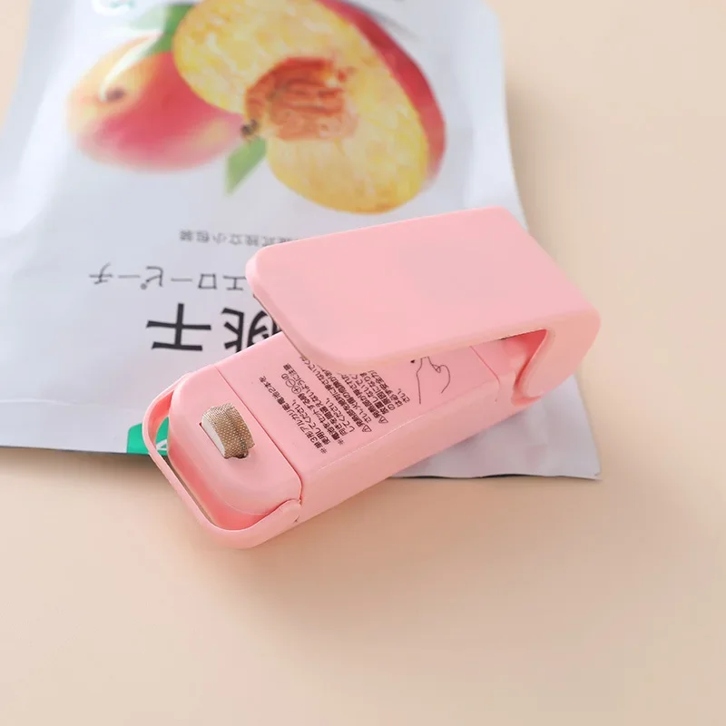Portable Sealing Tool Heat Mini Handheld Plastic Bag Impluse Sealer Organizer Kitchen Accessories Tools mini sealer plastic bag sealer