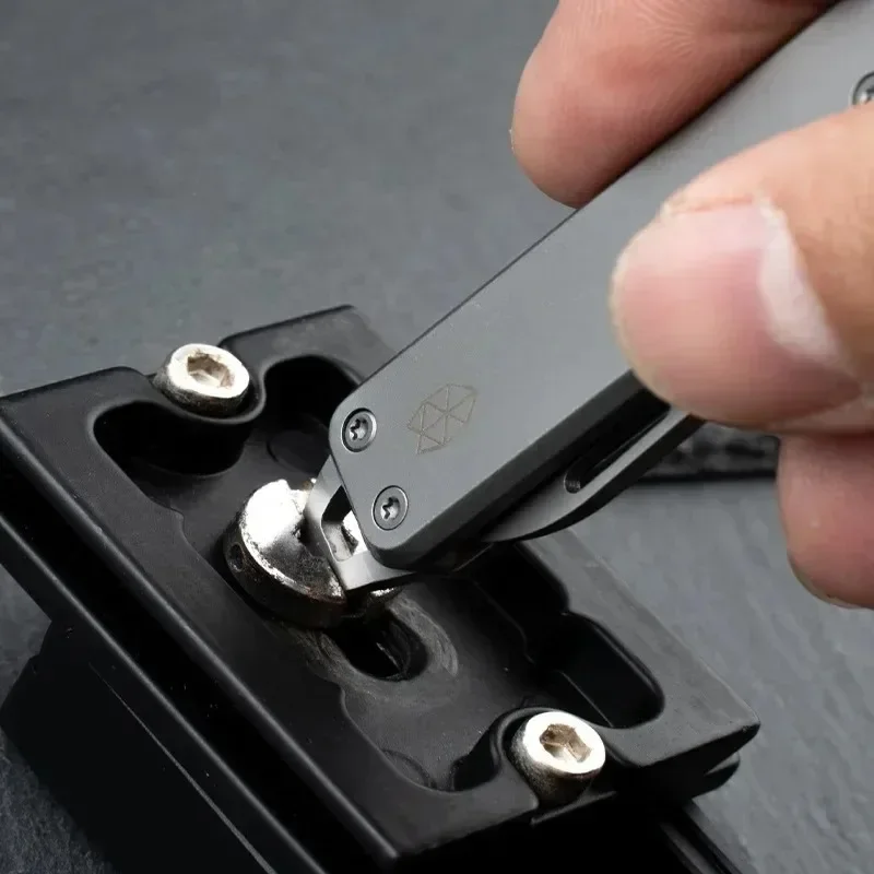 Folding Knife Sharp Outdoor Multi Functional Stainless Steel Mini Home Portable Keychain Fruit Knife Open Box