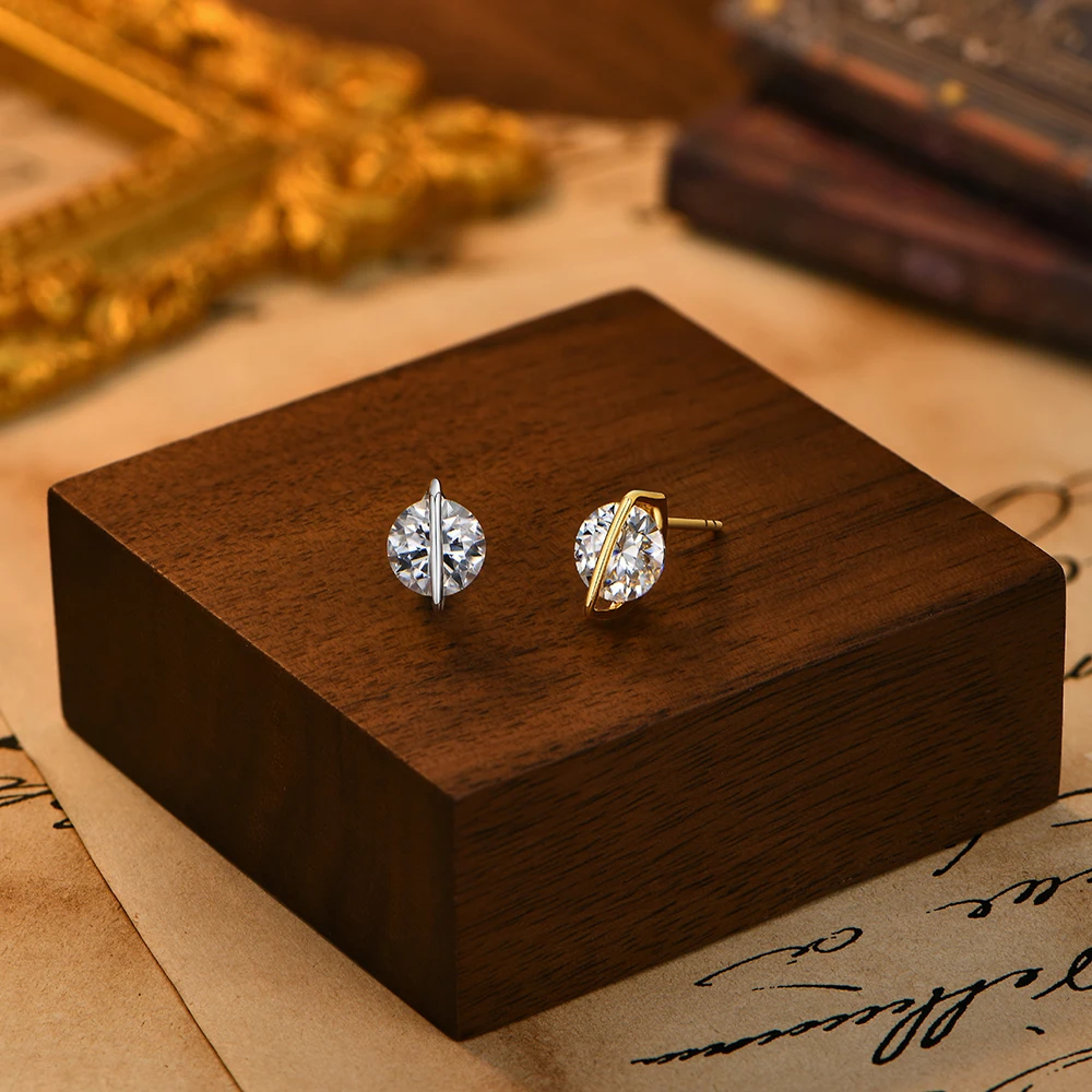 ATTAG 라운드 컷 1.0CT Moissanite 스터드 귀걸이 여성용 스피너 링 남성용 솔리드 s 우아한 웨딩 파티 쥬얼리 세트