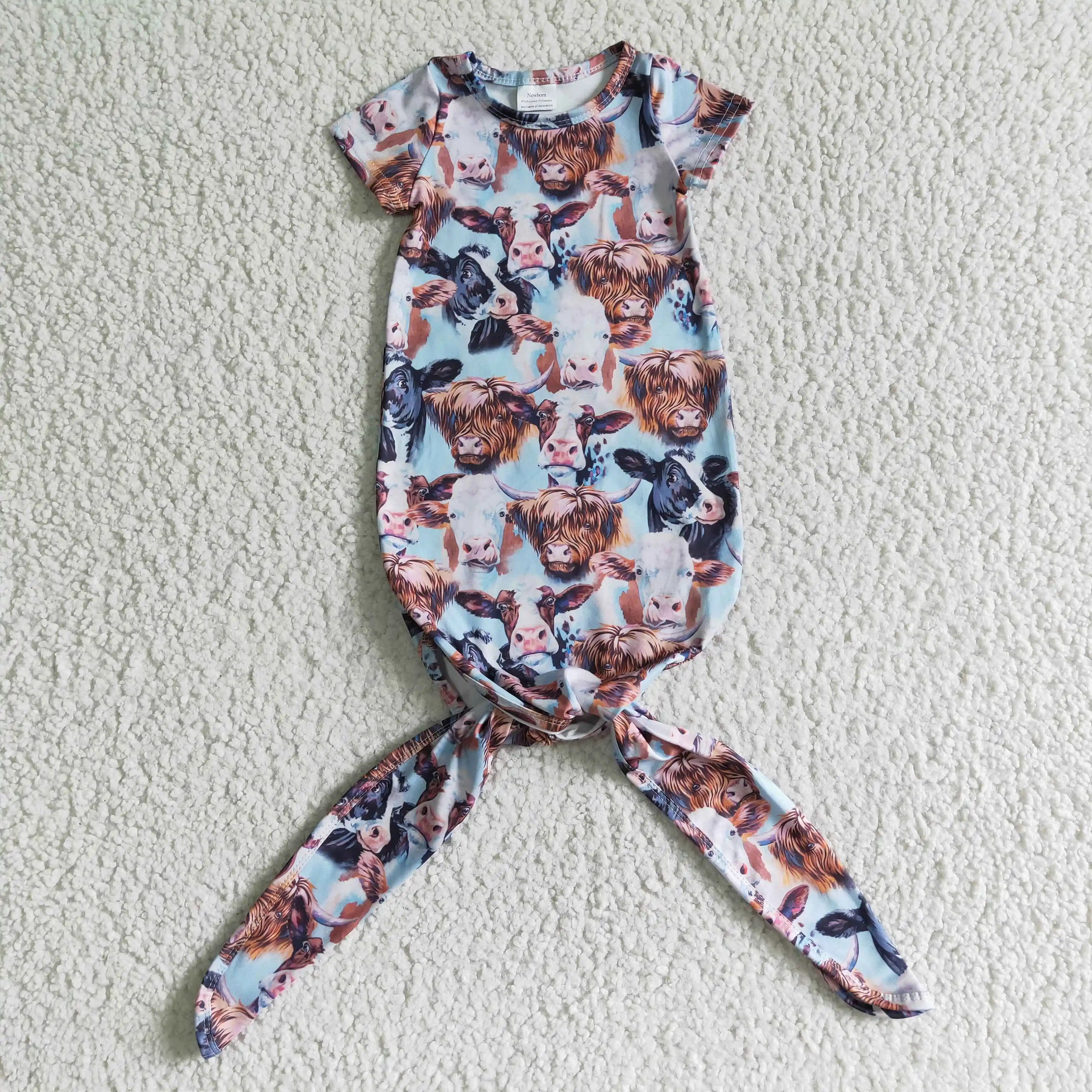 L​atest Update RTS Highland Cow Infants One Piece Boutique Baby Flower Gowns Newborn Sleepwear